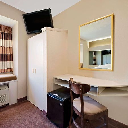 Microtel Inn & Suites By Wyndham Joplin Esterno foto