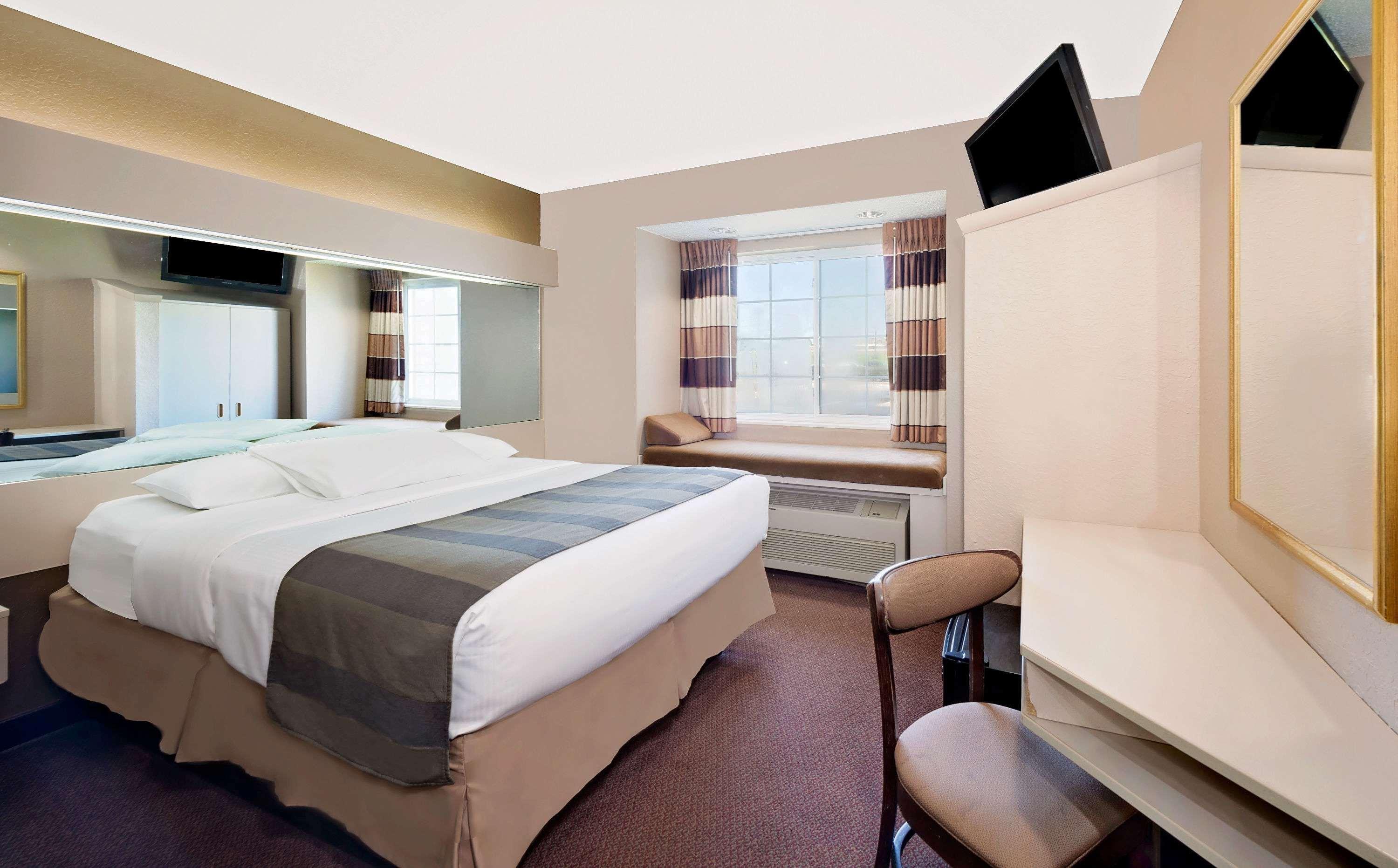 Microtel Inn & Suites By Wyndham Joplin Esterno foto