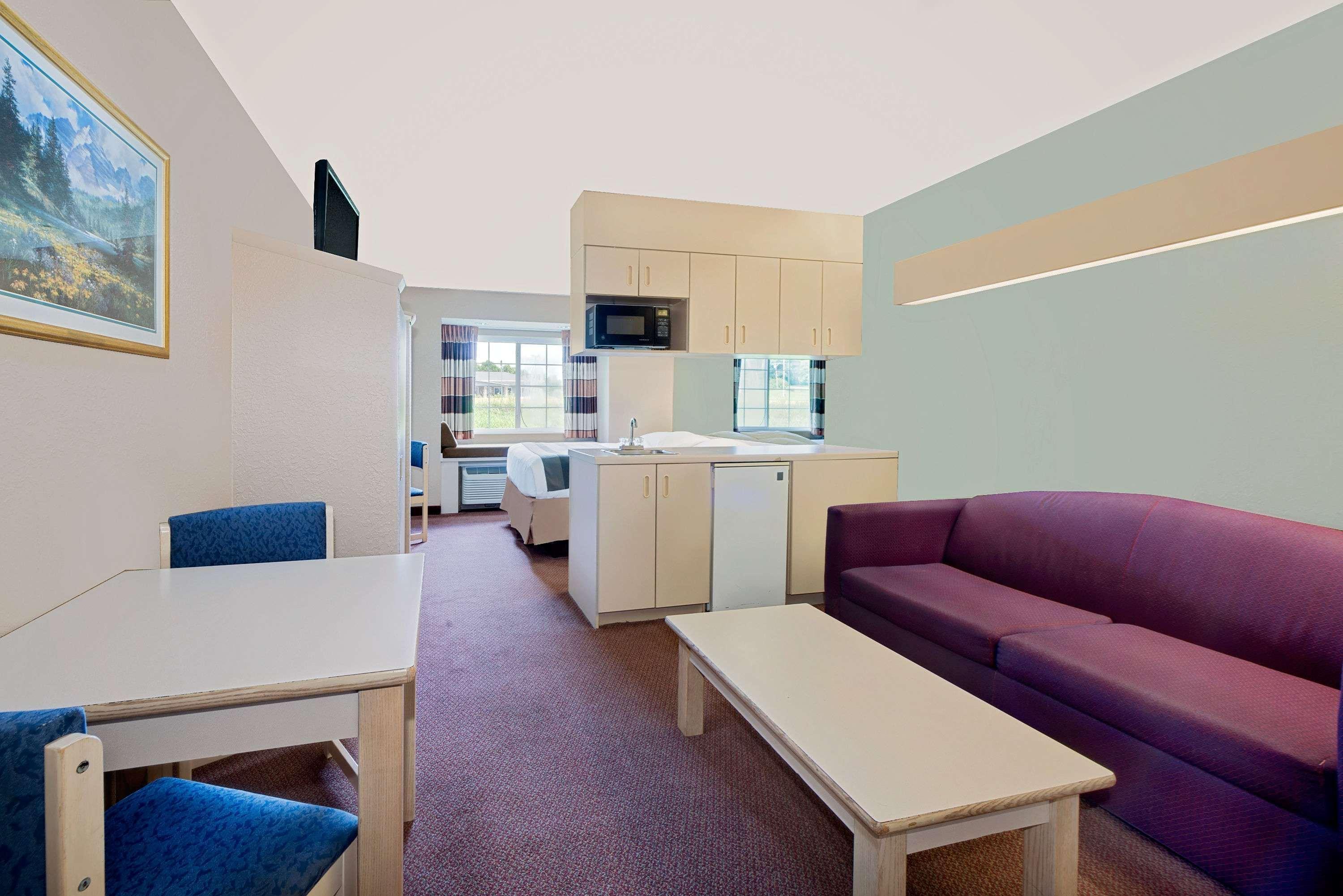 Microtel Inn & Suites By Wyndham Joplin Esterno foto