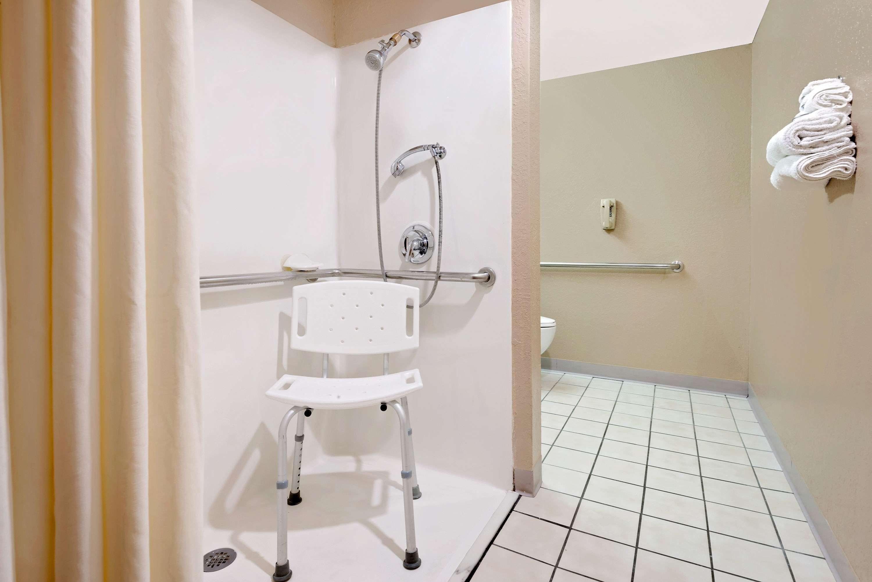 Microtel Inn & Suites By Wyndham Joplin Esterno foto